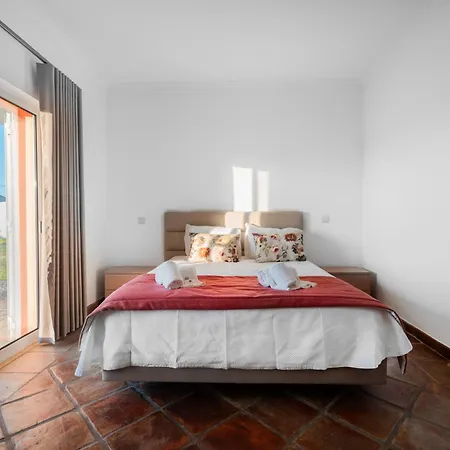 Rosas Албуфейра