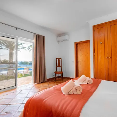 Rosas Албуфейра